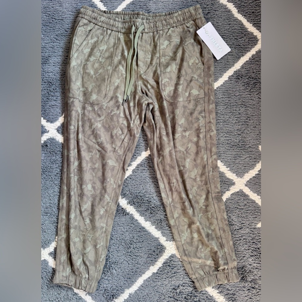 Athleta Printed Farallon Jogger